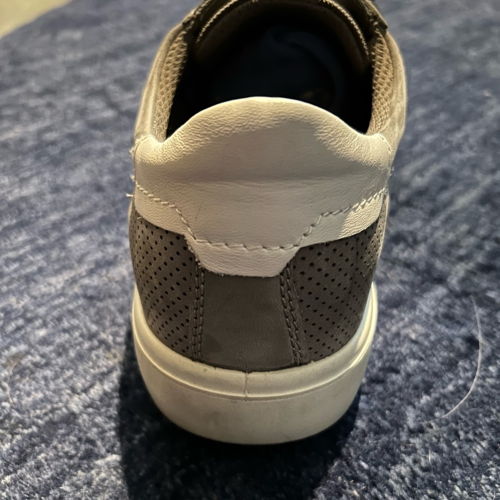Ecco sneaker/shoe - Picture 5 of 6